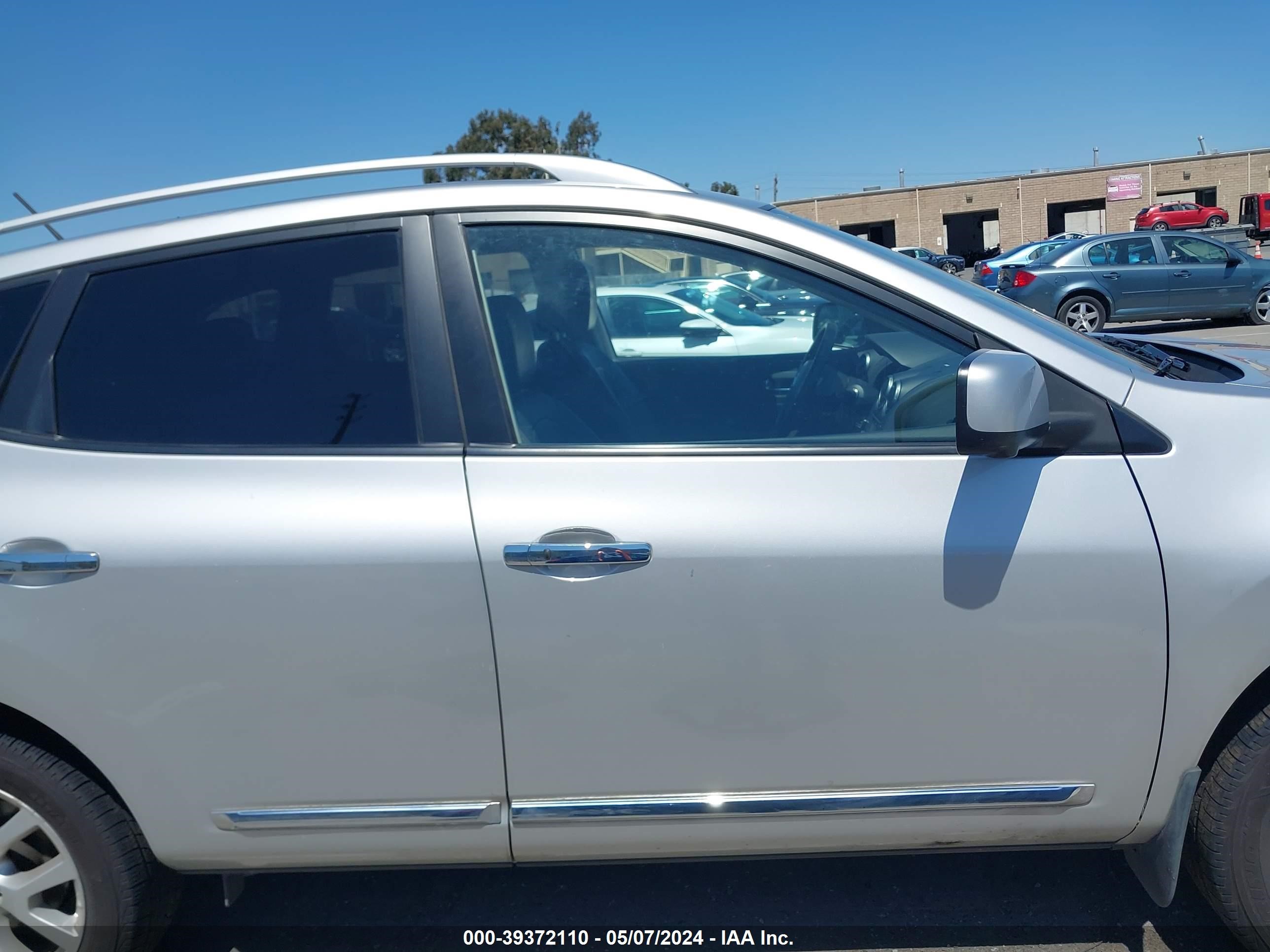 Photo 12 VIN: JN8AS5MV3CW356322 - NISSAN ROGUE 