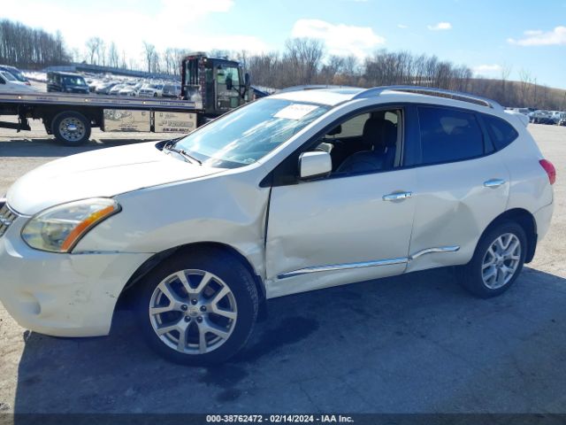 Photo 5 VIN: JN8AS5MV3CW388381 - NISSAN ROGUE 