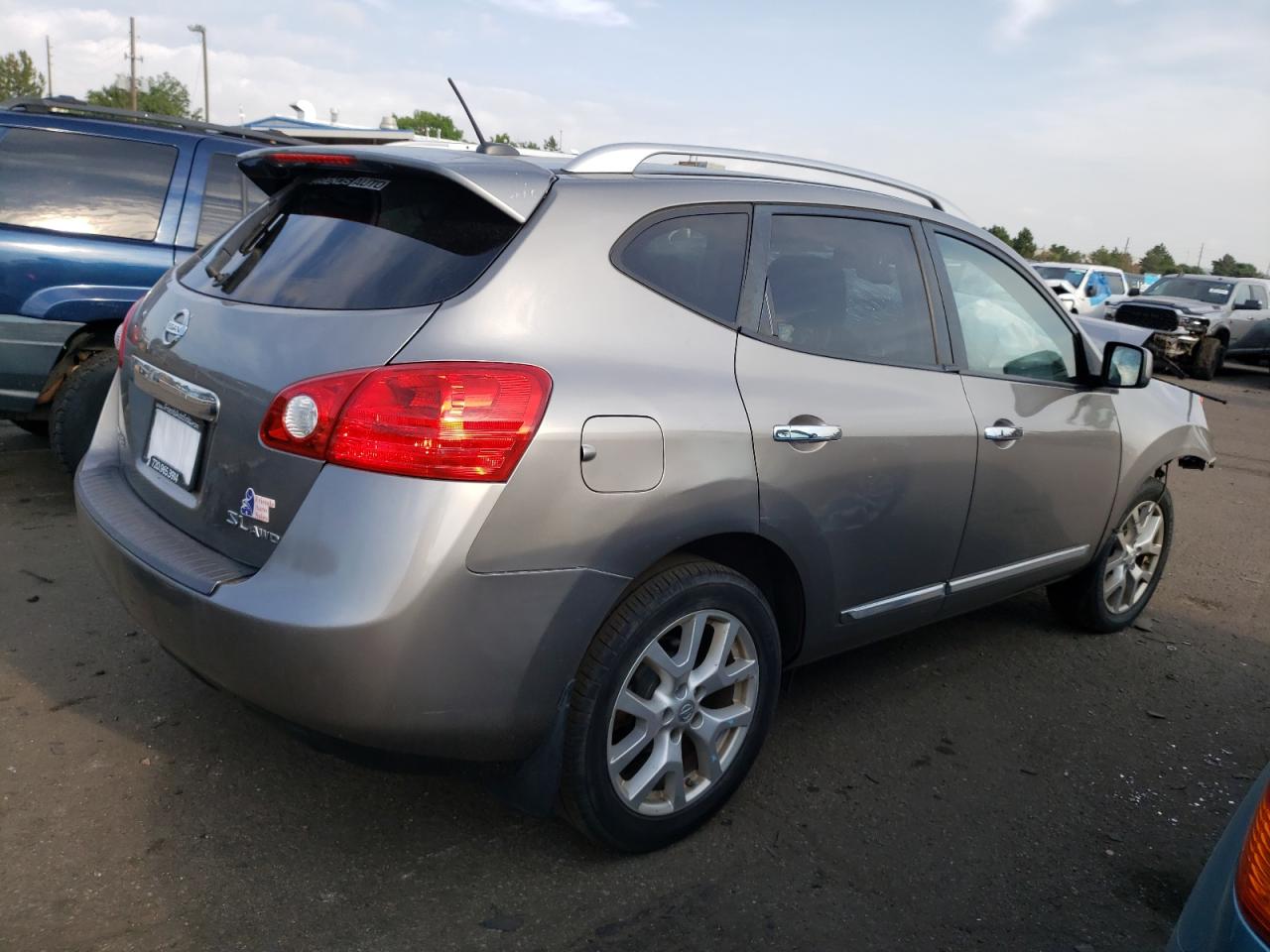 Photo 2 VIN: JN8AS5MV4BW660712 - NISSAN ROGUE 