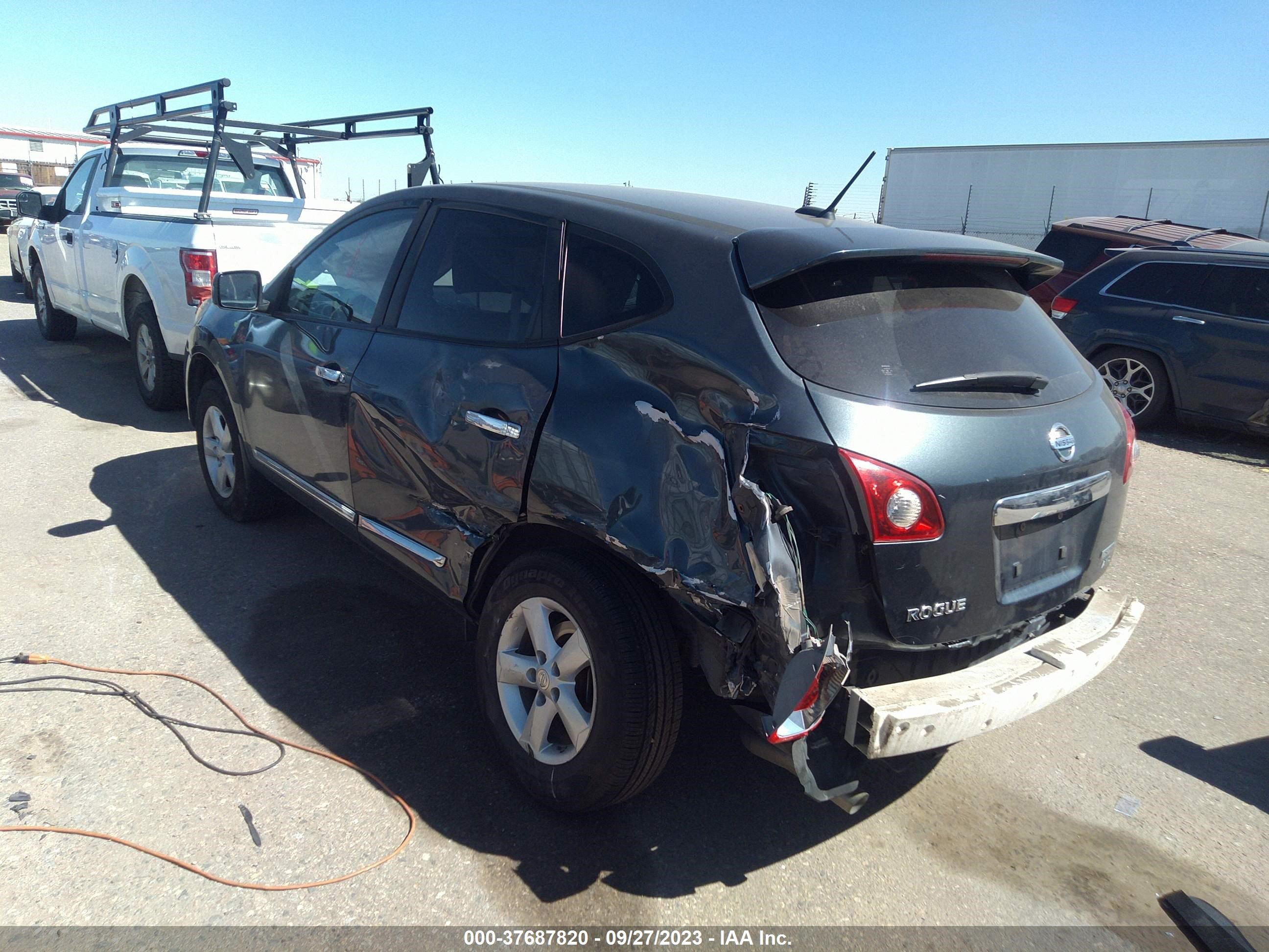 Photo 2 VIN: JN8AS5MV4DW606023 - NISSAN ROGUE 