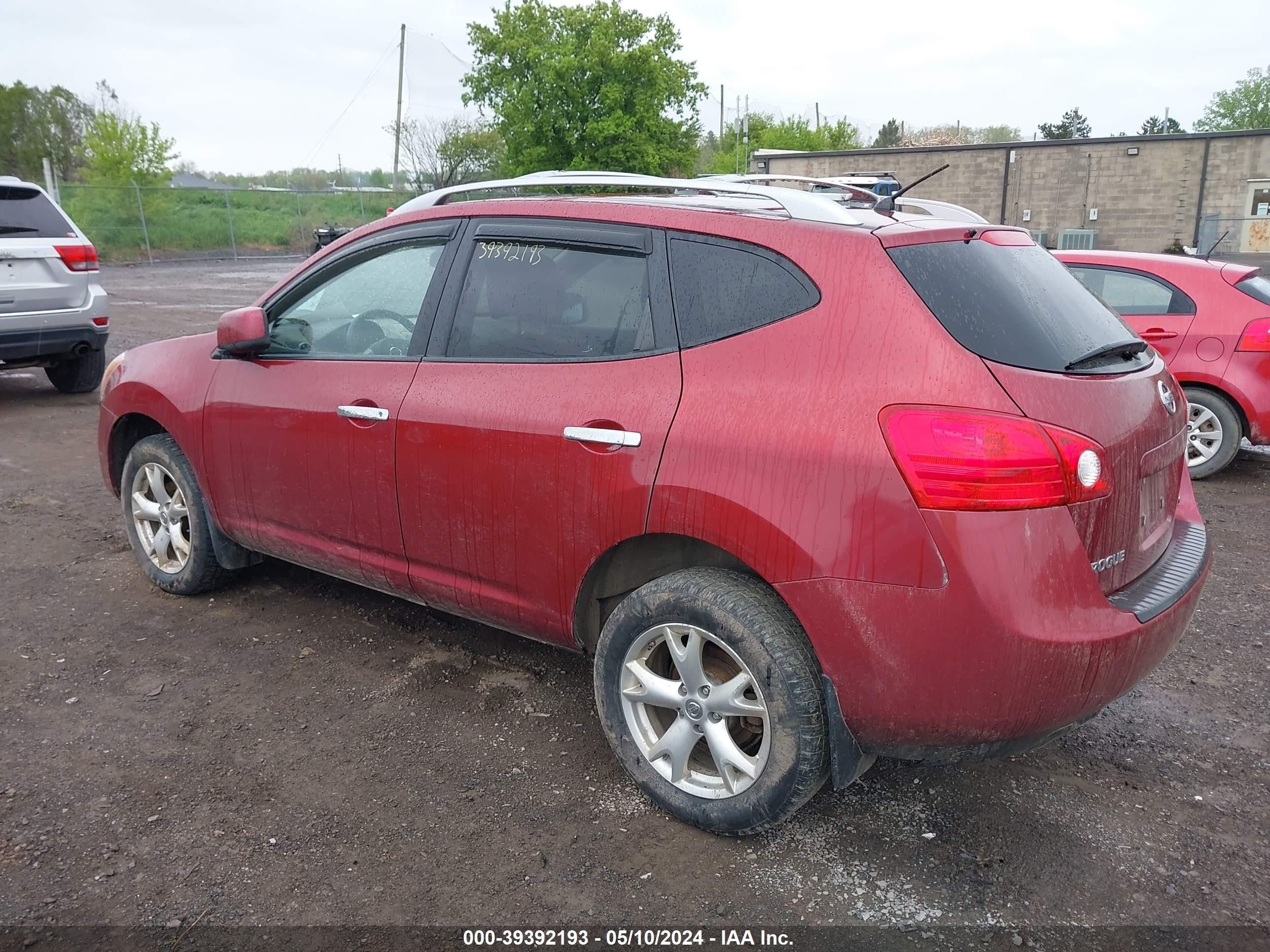 Photo 2 VIN: JN8AS5MV5AW133972 - NISSAN ROGUE 