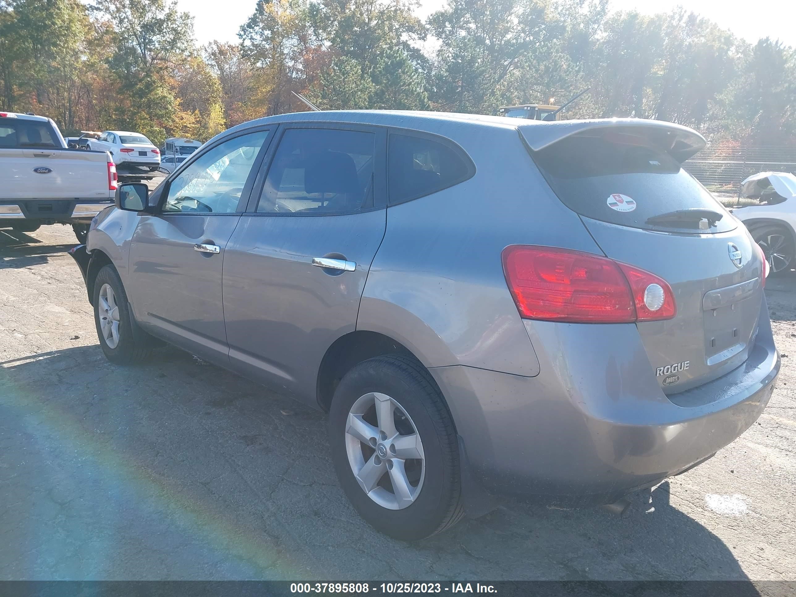 Photo 2 VIN: JN8AS5MV5AW603417 - NISSAN ROGUE 