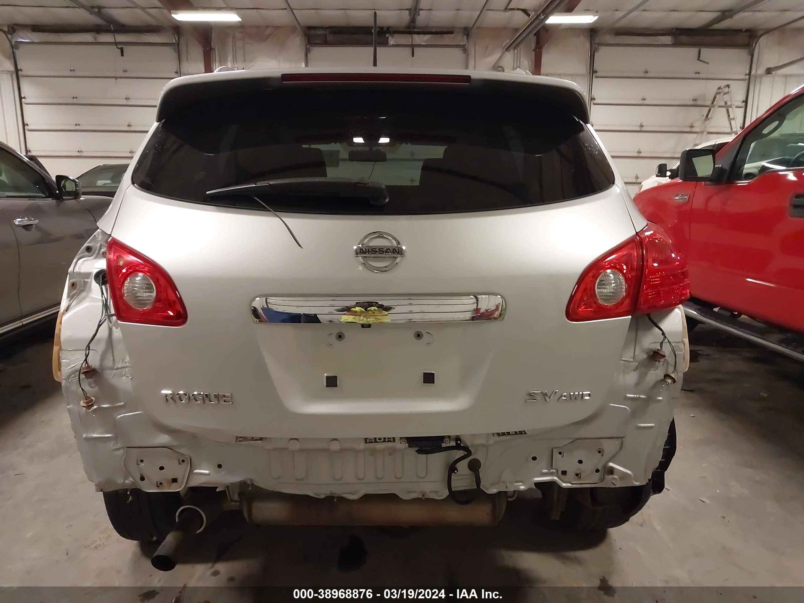 Photo 16 VIN: JN8AS5MV5BW689605 - NISSAN ROGUE 