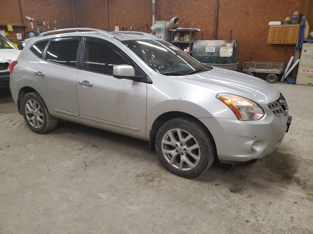 Photo 3 VIN: JN8AS5MV5CW369959 - NISSAN ROGUE 