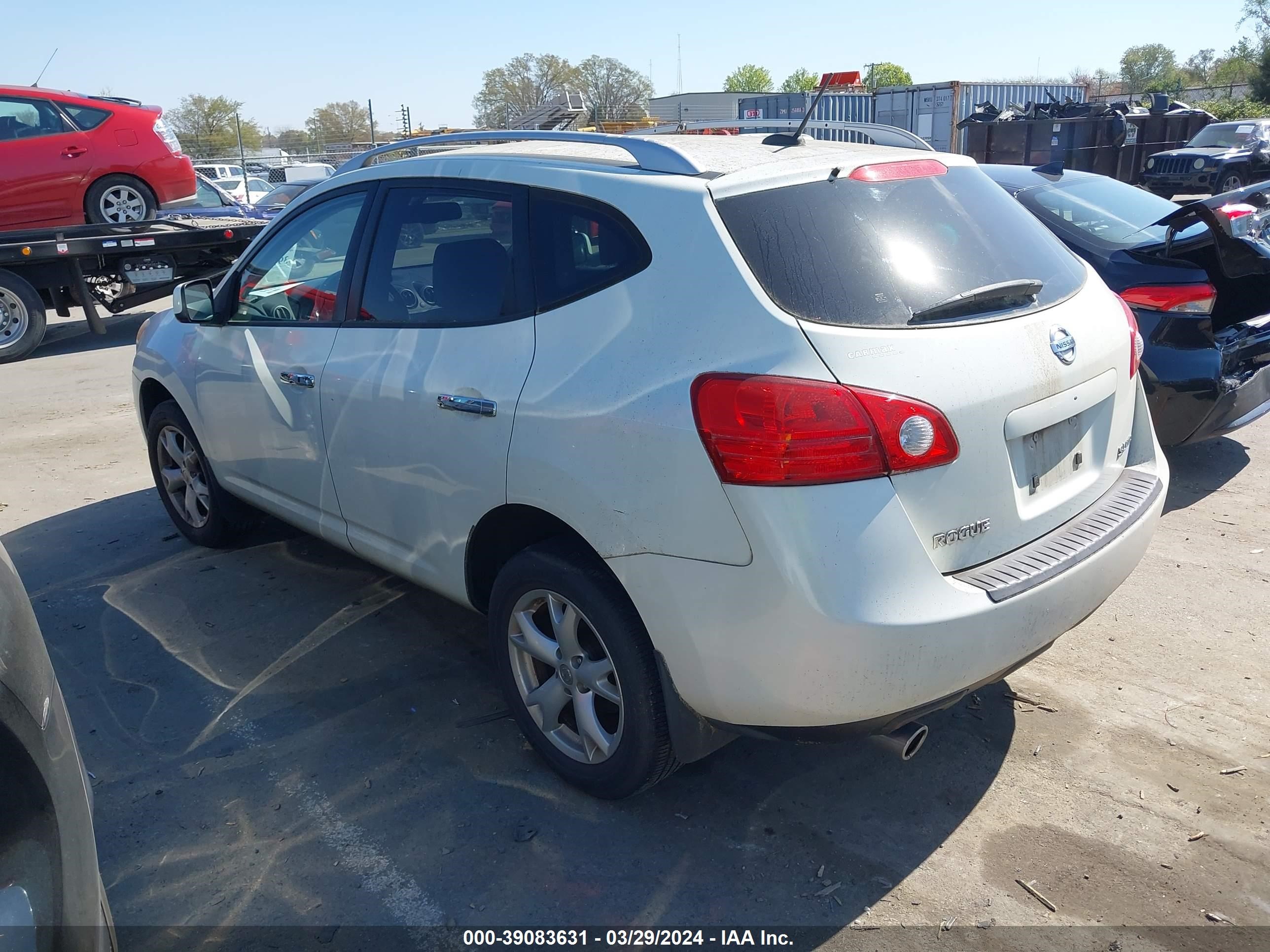 Photo 2 VIN: JN8AS5MV6AW128599 - NISSAN ROGUE 