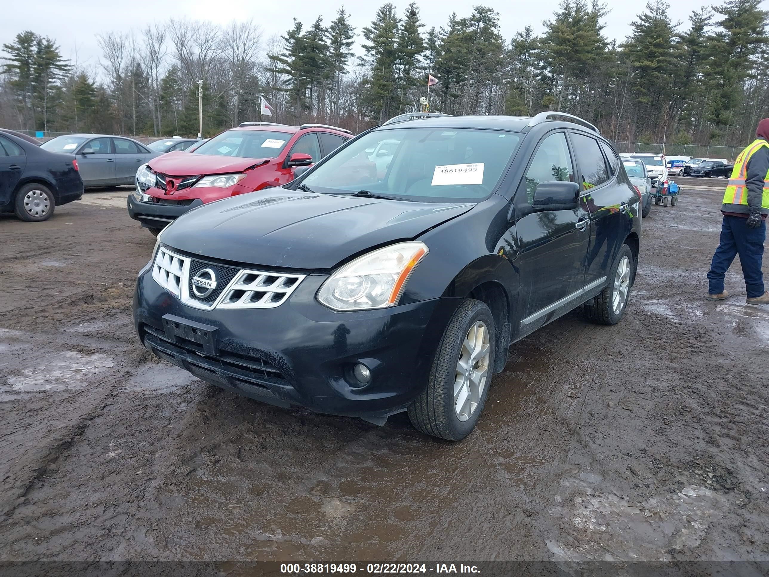 Photo 1 VIN: JN8AS5MV6BW667385 - NISSAN ROGUE 