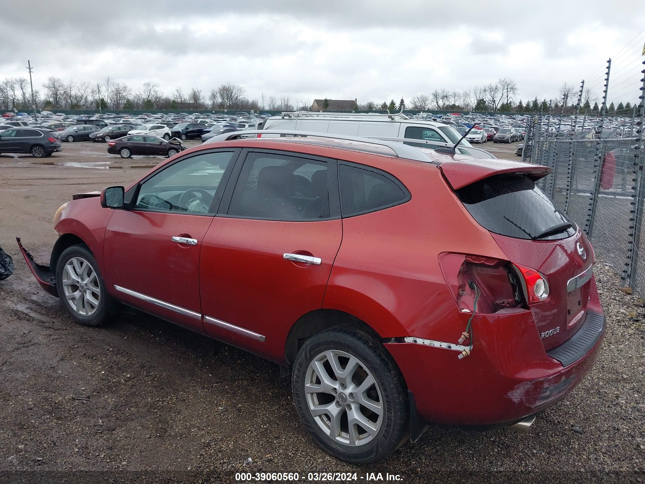 Photo 2 VIN: JN8AS5MV6CW373549 - NISSAN ROGUE 