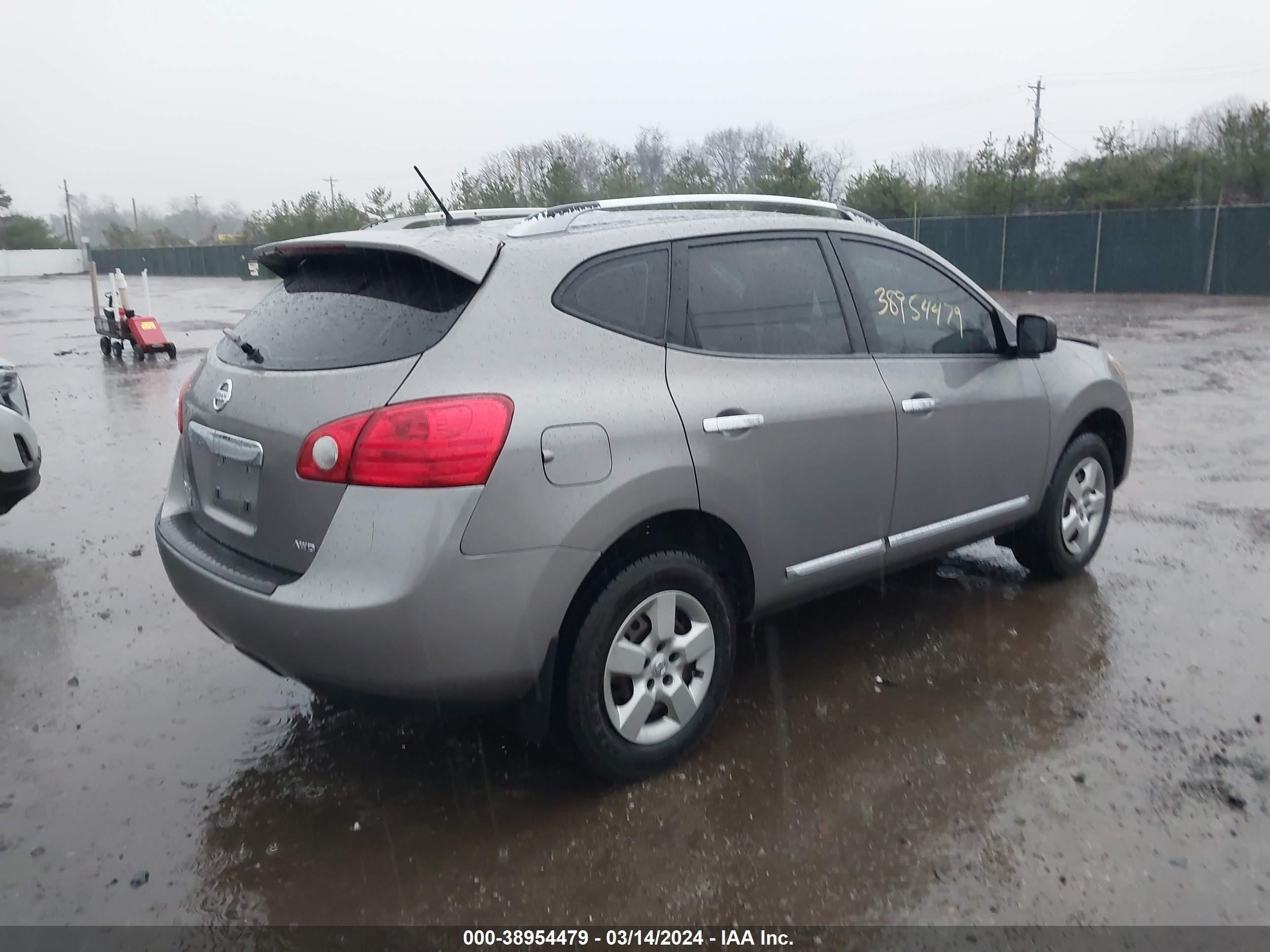 Photo 3 VIN: JN8AS5MV6EW706674 - NISSAN ROGUE 