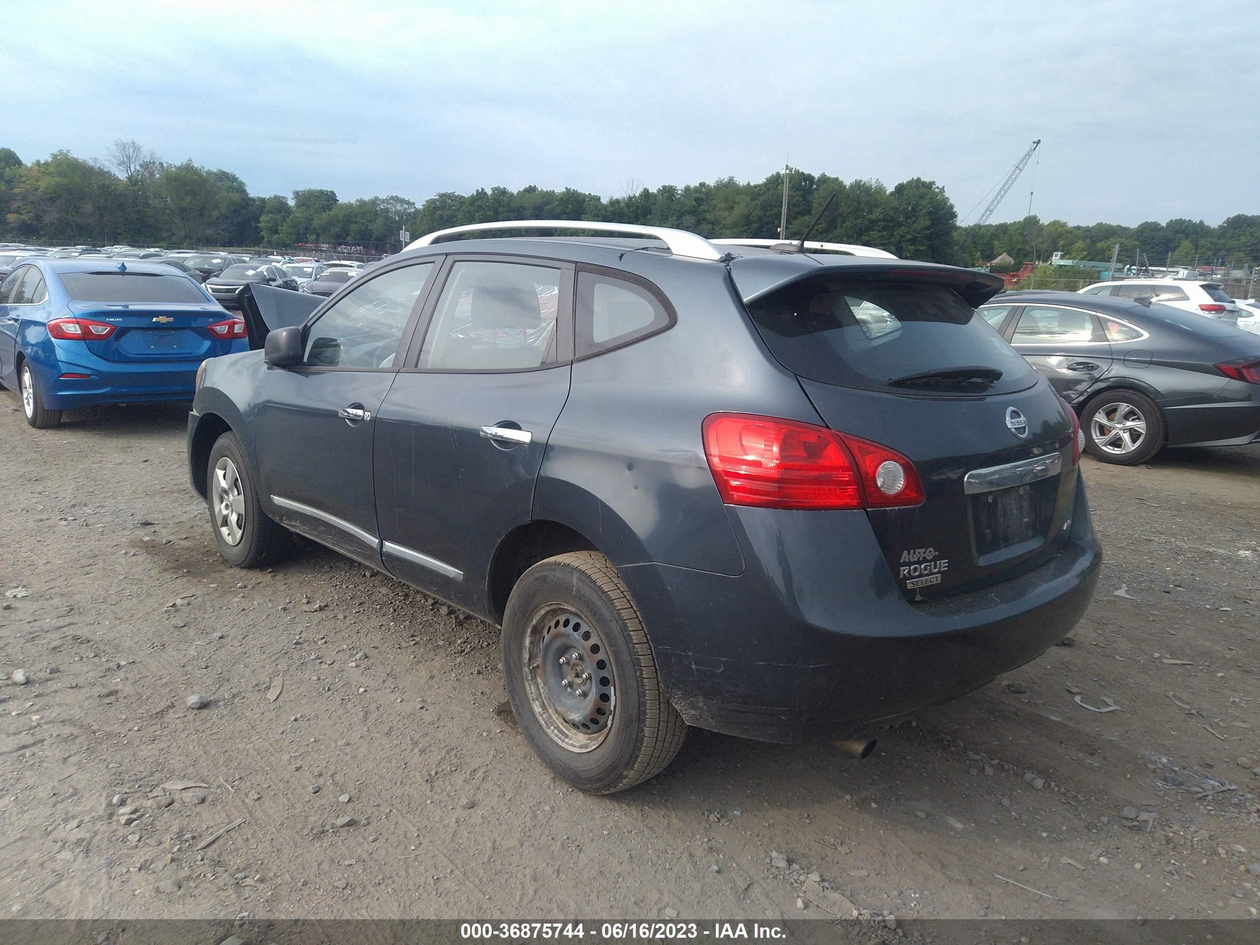 Photo 2 VIN: JN8AS5MV6FW253108 - NISSAN ROGUE 