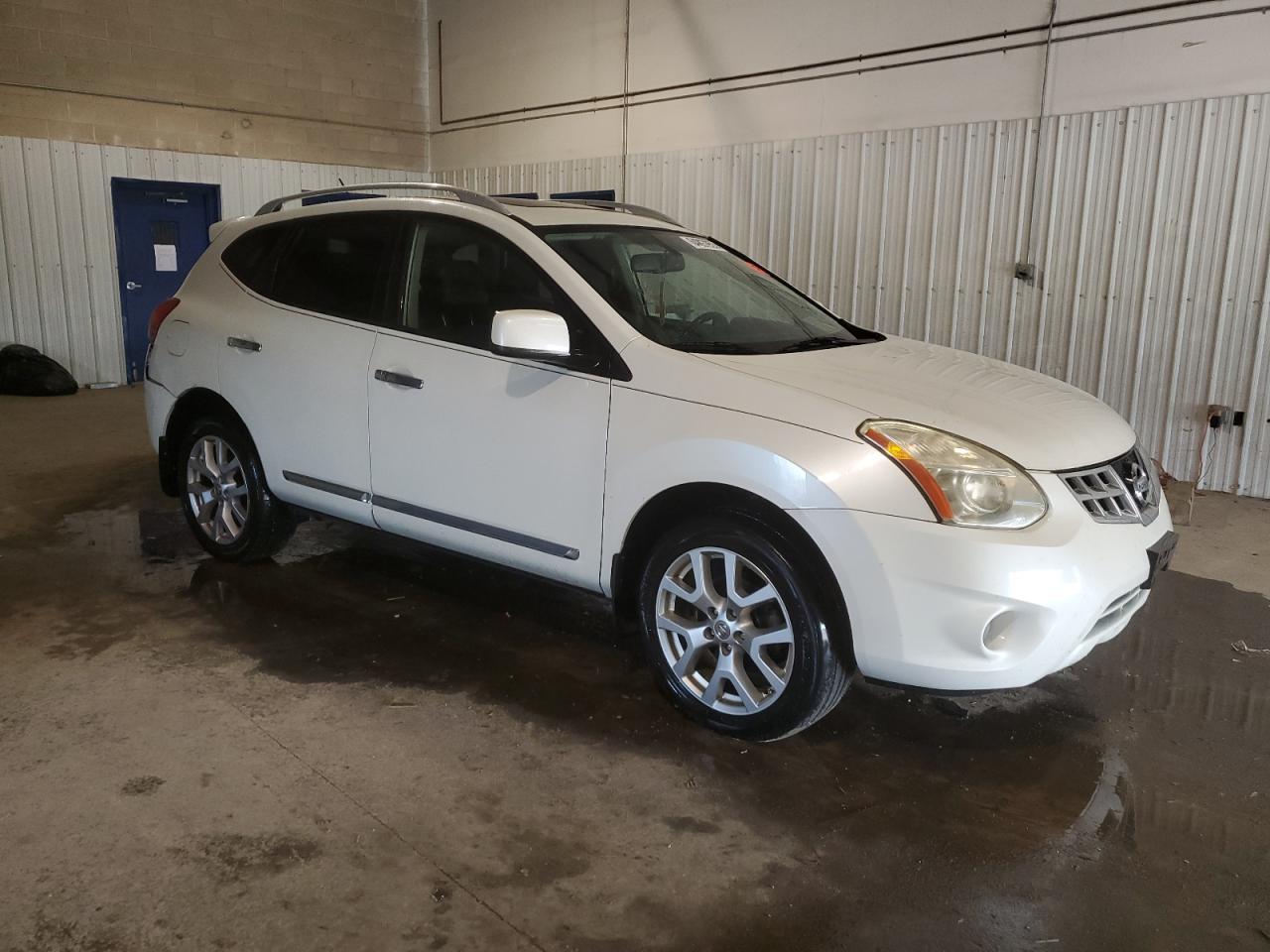 Photo 3 VIN: JN8AS5MV7BW250115 - NISSAN ROGUE 