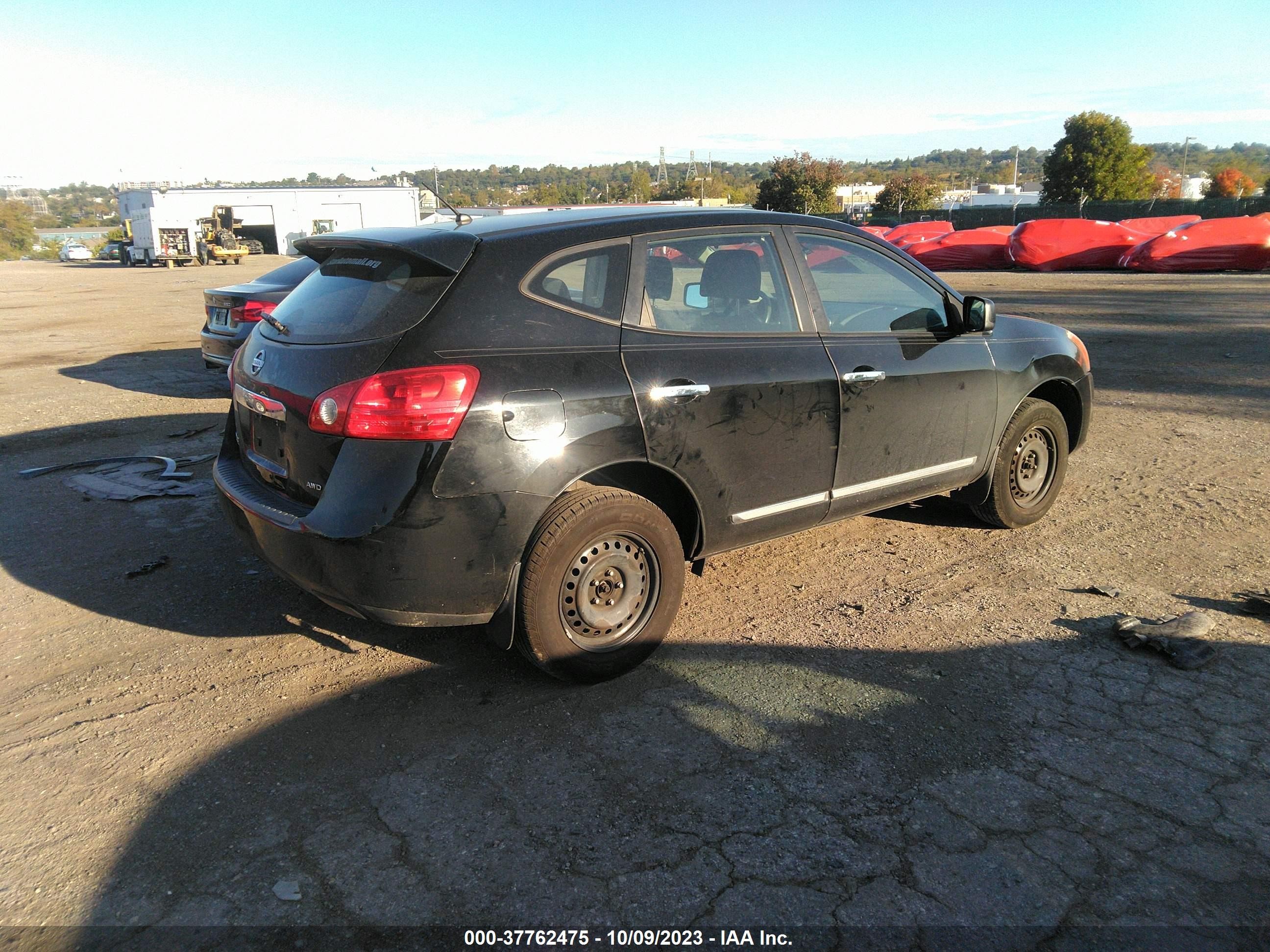 Photo 3 VIN: JN8AS5MV7BW261888 - NISSAN ROGUE 