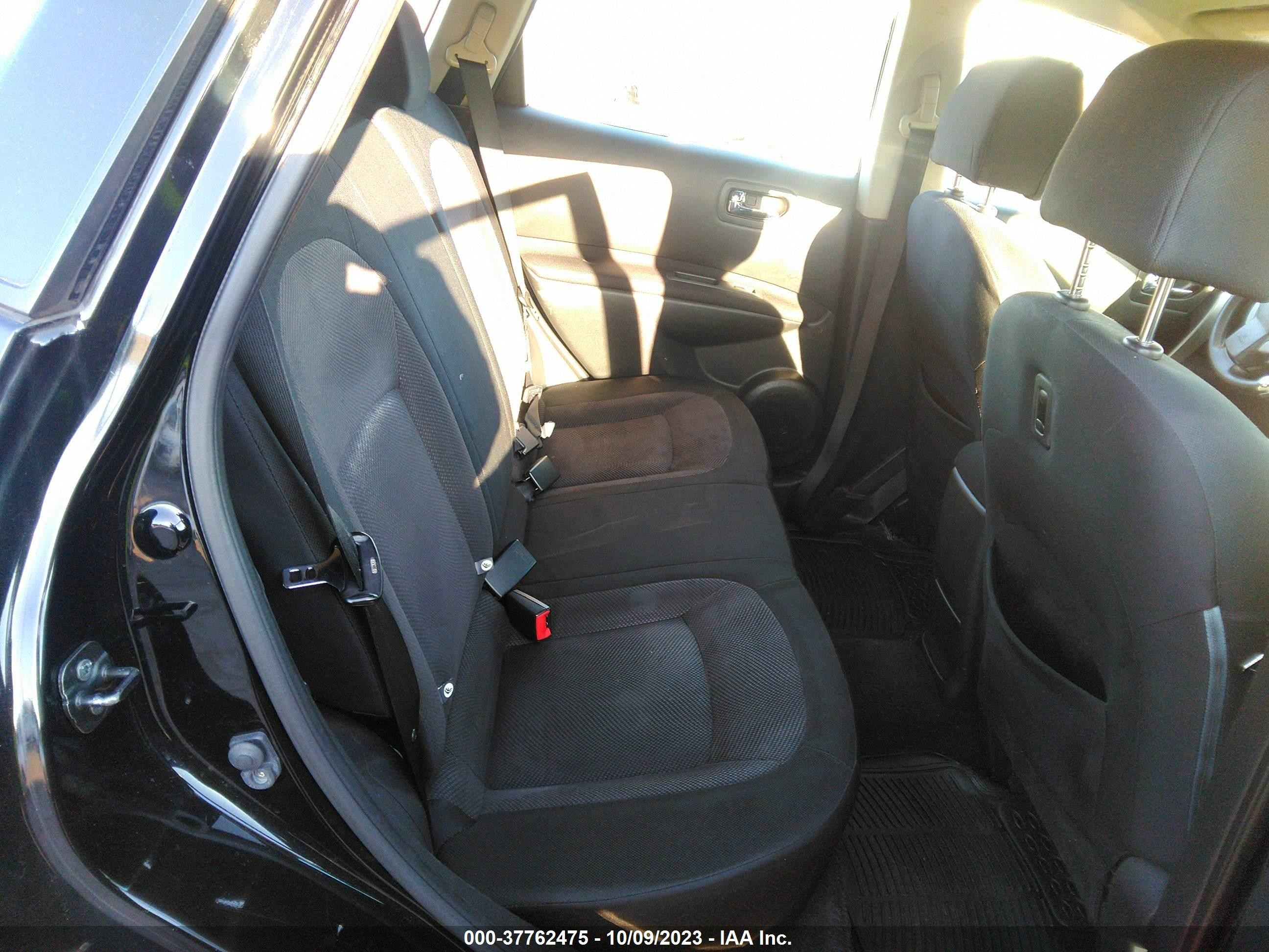 Photo 7 VIN: JN8AS5MV7BW261888 - NISSAN ROGUE 