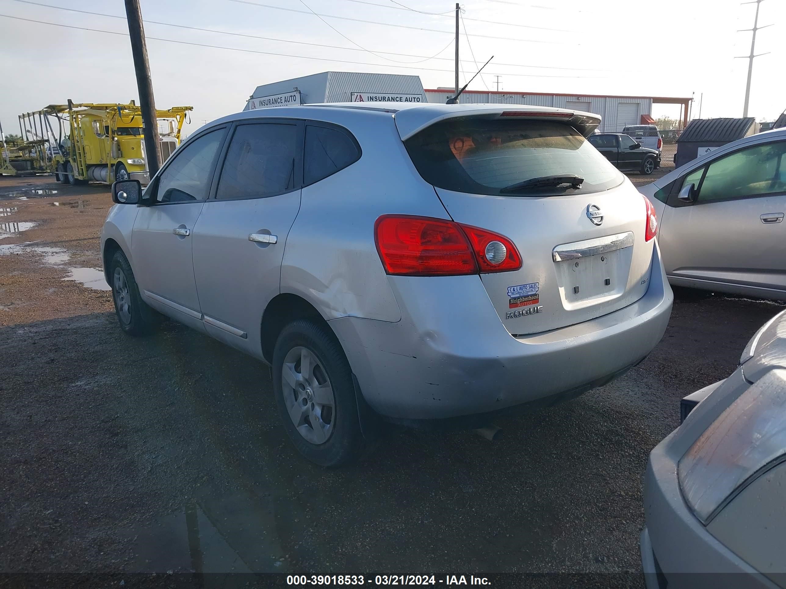 Photo 2 VIN: JN8AS5MV7BW687953 - NISSAN ROGUE 