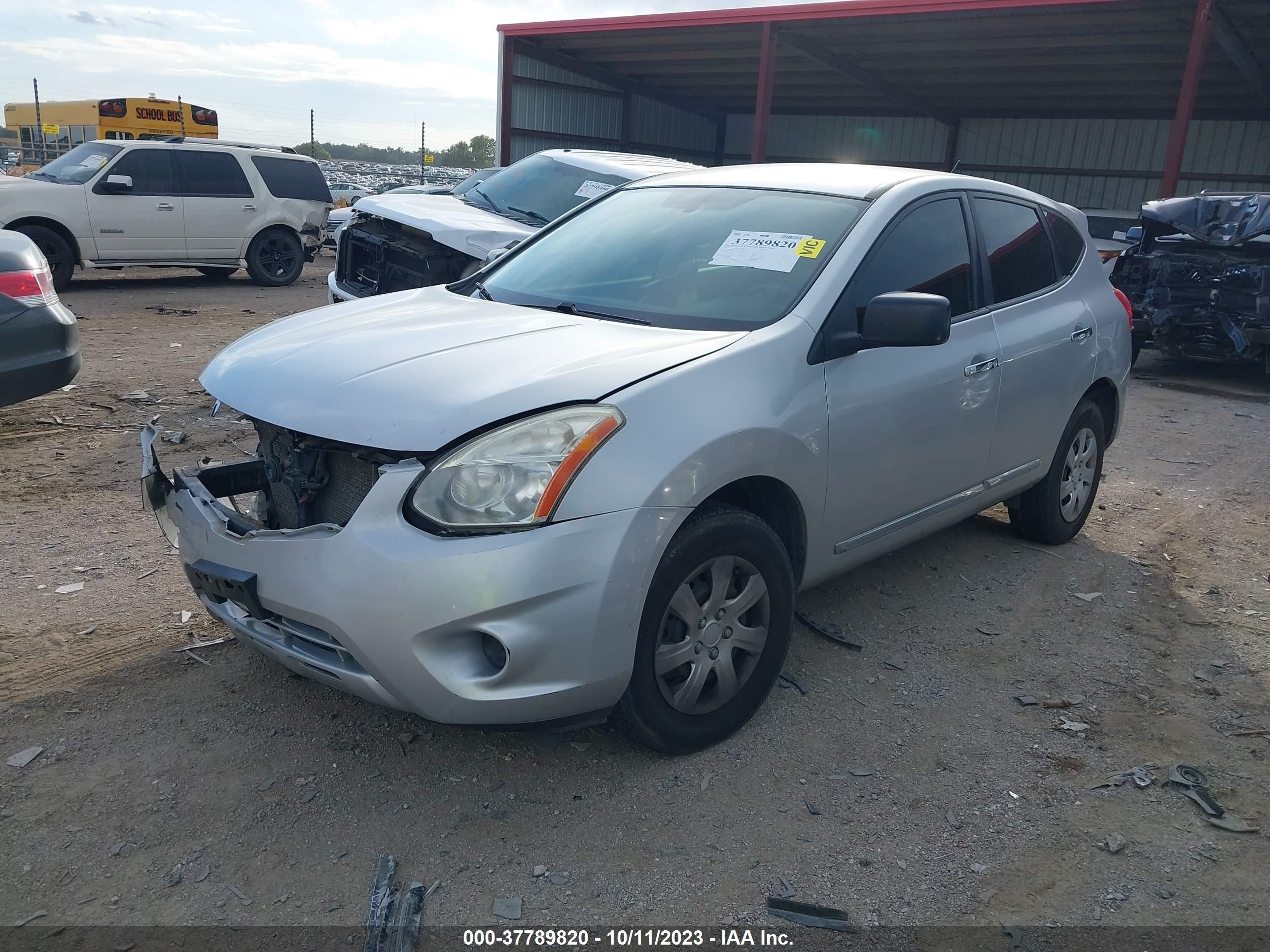 Photo 1 VIN: JN8AS5MV7CW716949 - NISSAN ROGUE 