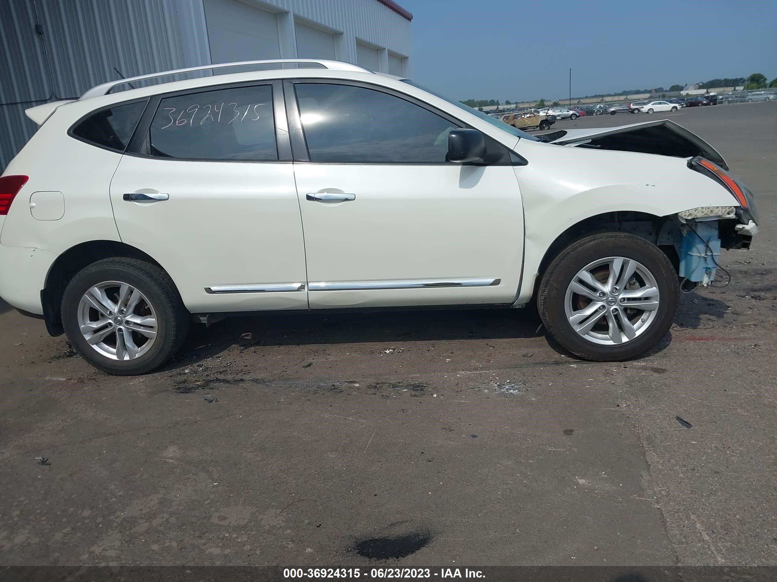 Photo 12 VIN: JN8AS5MV7FW768652 - NISSAN ROGUE 