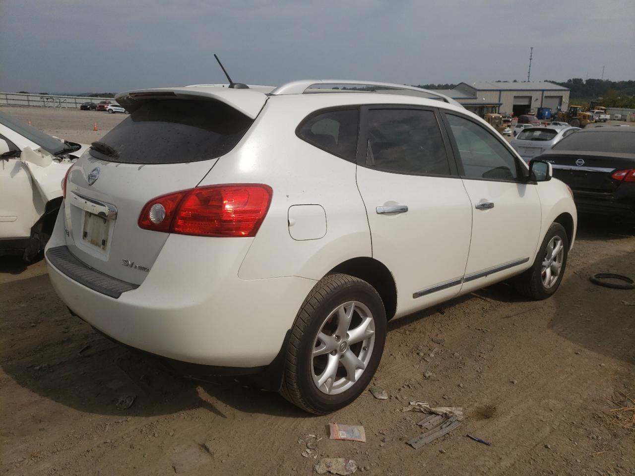 Photo 2 VIN: JN8AS5MV8BW303761 - NISSAN ROGUE 