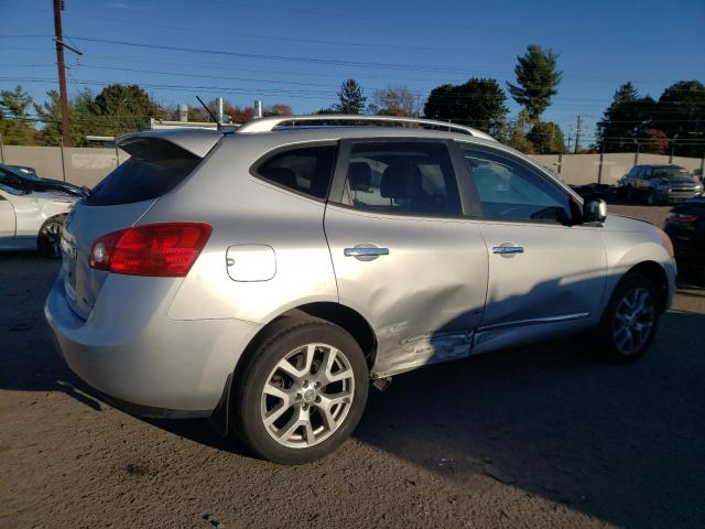 Photo 2 VIN: JN8AS5MV8CW382267 - NISSAN ROGUE S 