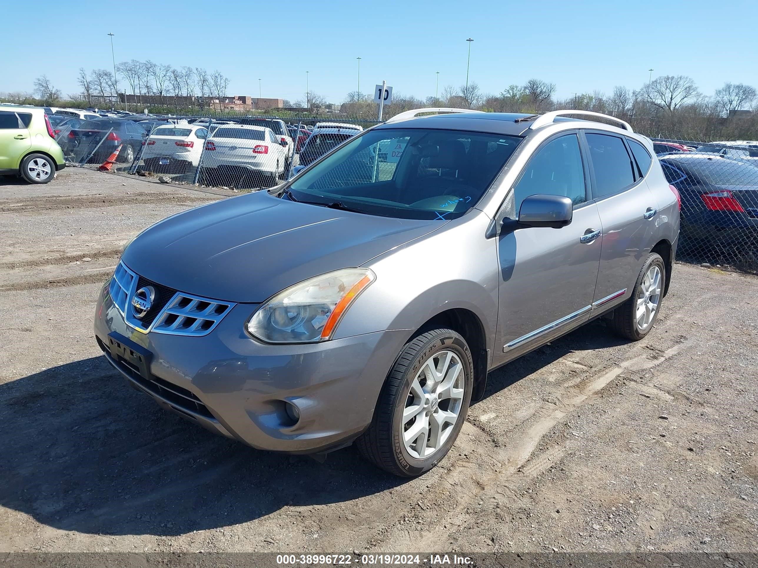 Photo 1 VIN: JN8AS5MV8DW628591 - NISSAN ROGUE 