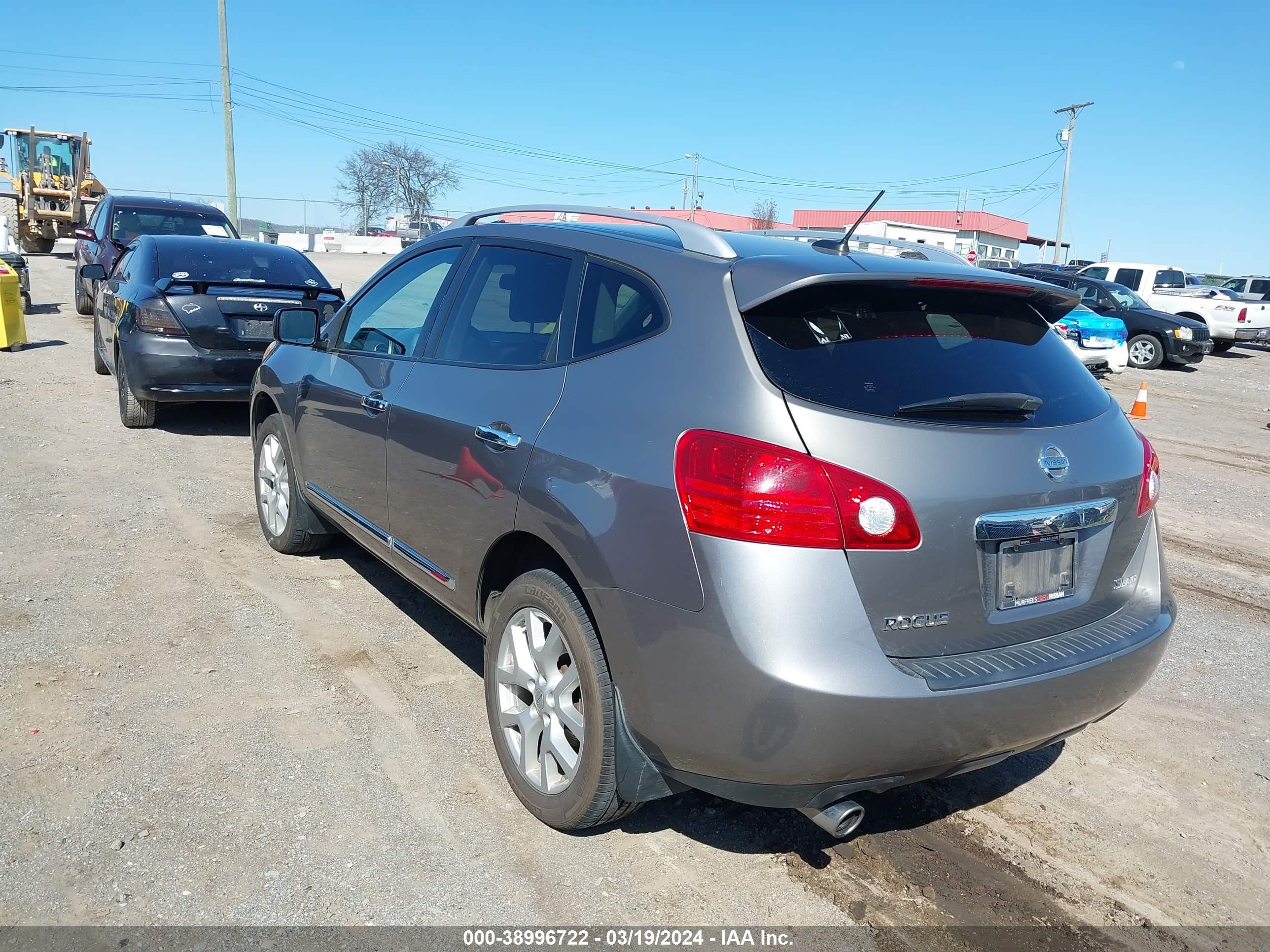 Photo 5 VIN: JN8AS5MV8DW628591 - NISSAN ROGUE 