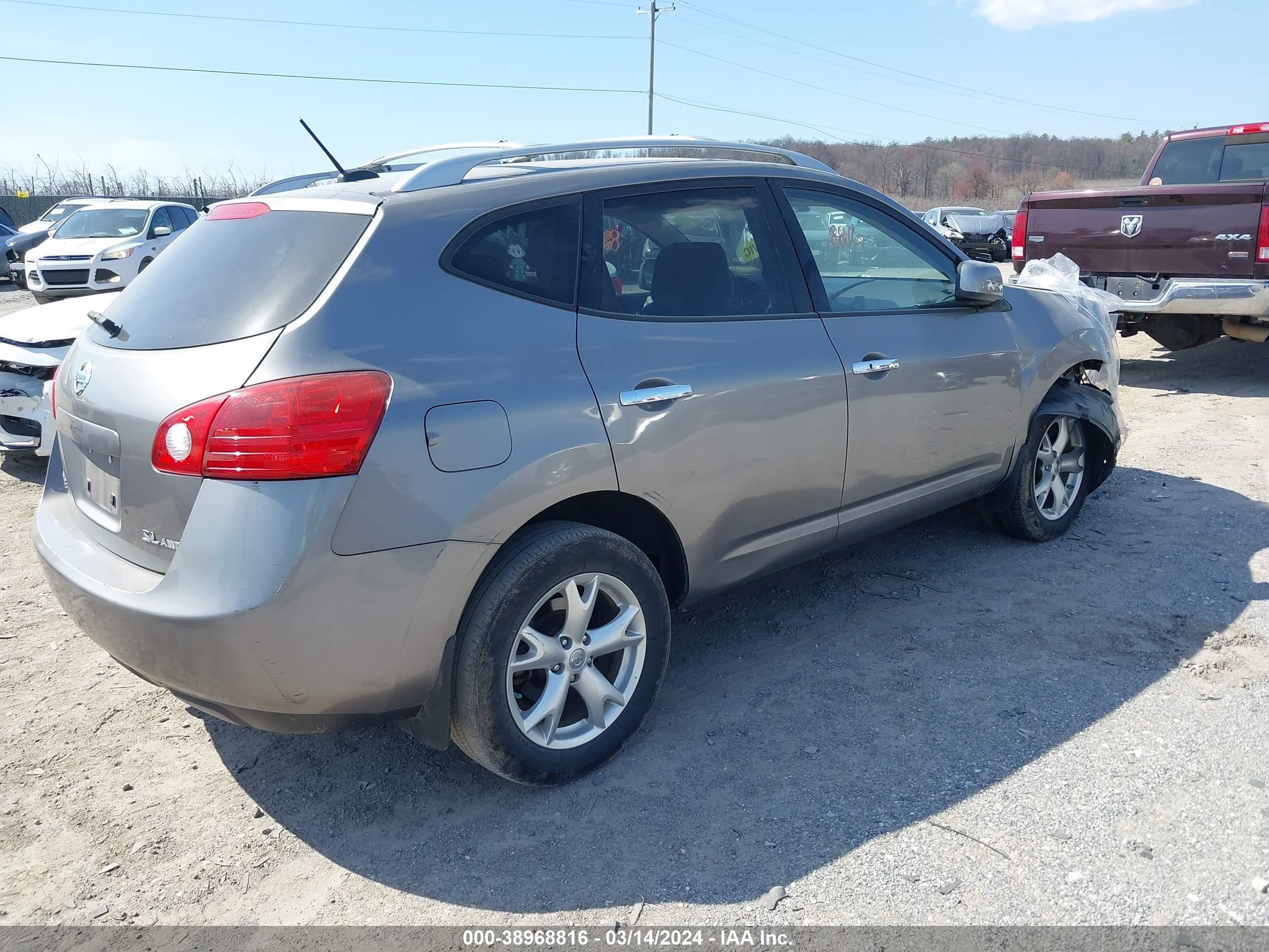 Photo 3 VIN: JN8AS5MV9AW107309 - NISSAN ROGUE 