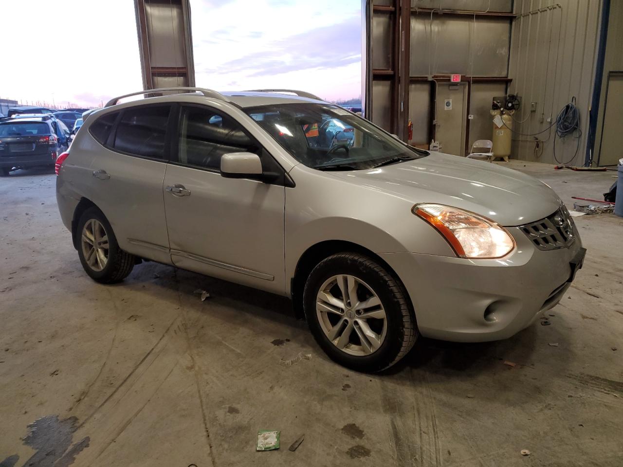 Photo 3 VIN: JN8AS5MV9CW719254 - NISSAN ROGUE 