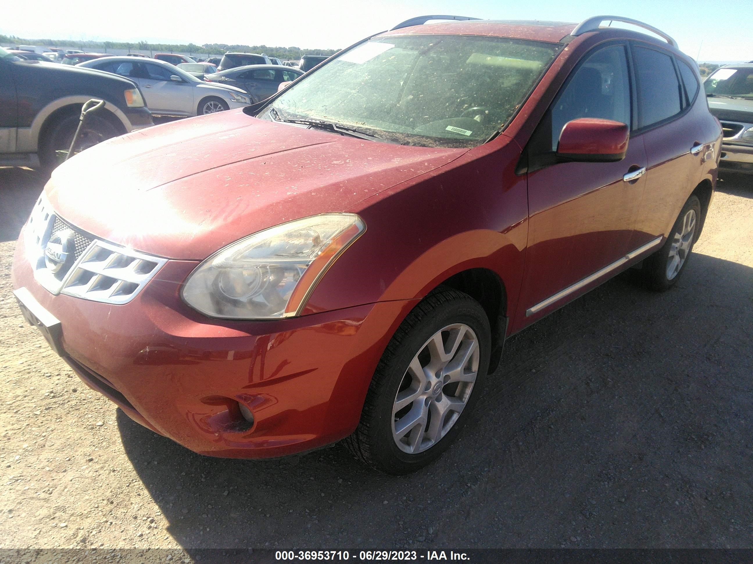 Photo 1 VIN: JN8AS5MVXBW262663 - NISSAN ROGUE 