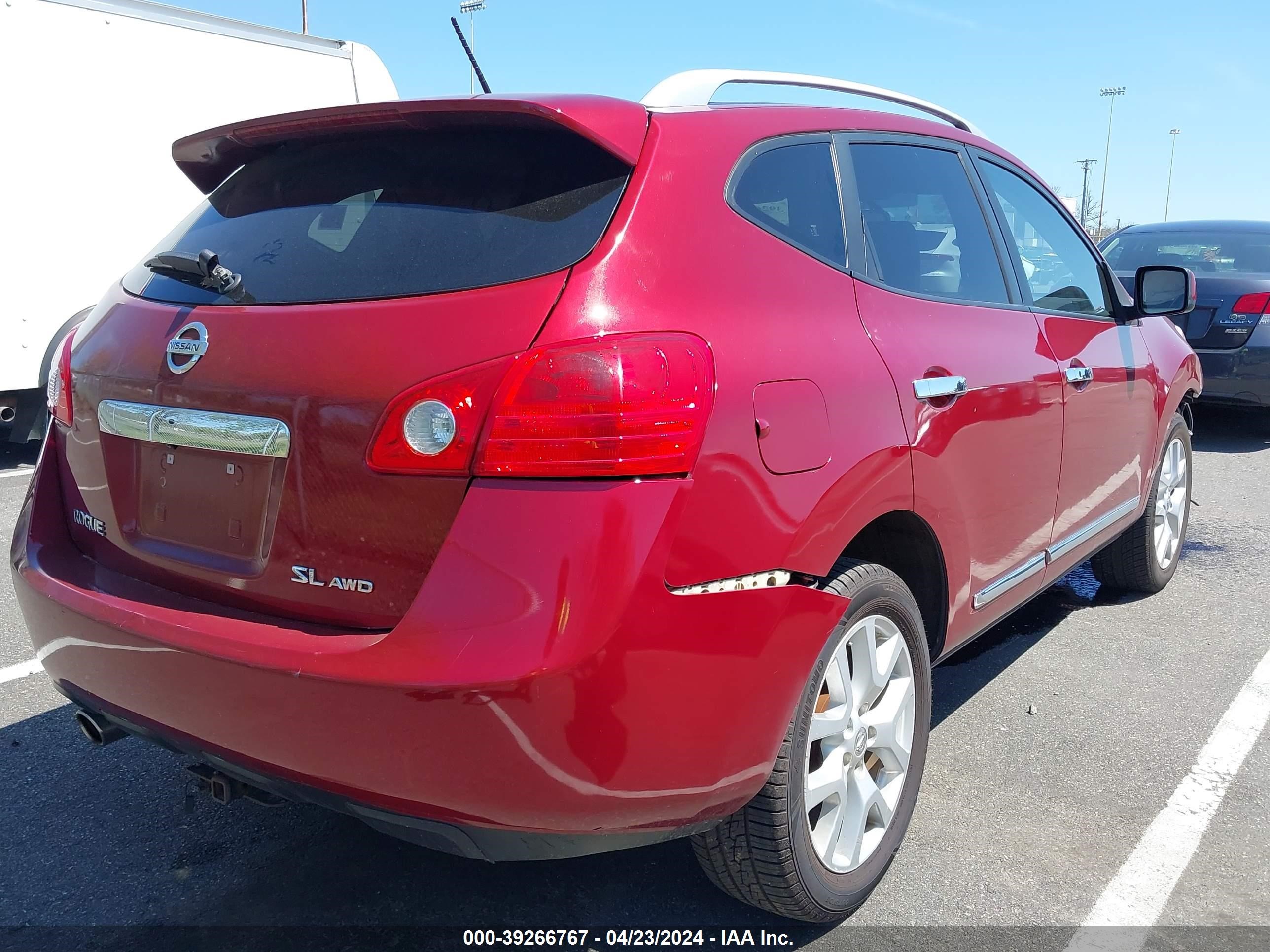 Photo 3 VIN: JN8AS5MVXBW305902 - NISSAN ROGUE 