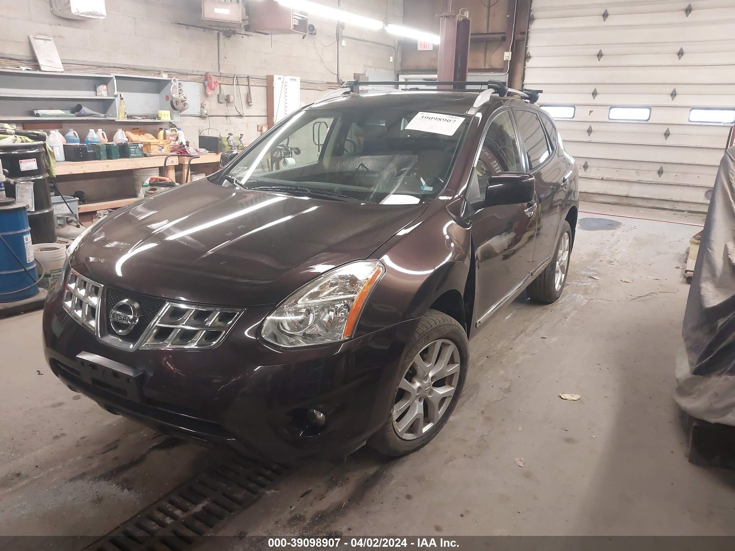 Photo 1 VIN: JN8AS5MVXBW306614 - NISSAN ROGUE 