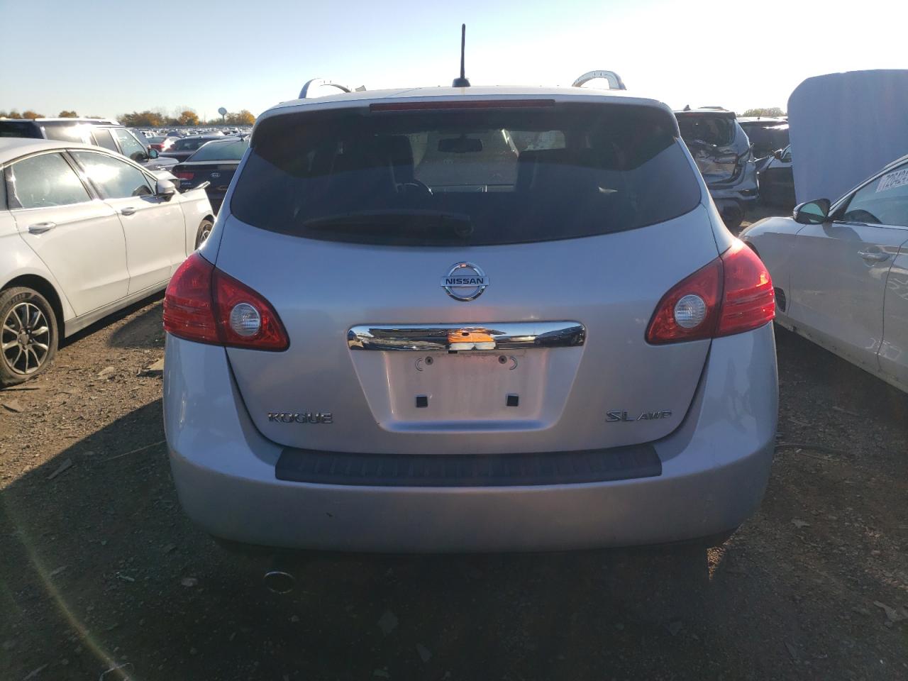 Photo 5 VIN: JN8AS5MVXBW685503 - NISSAN ROGUE 