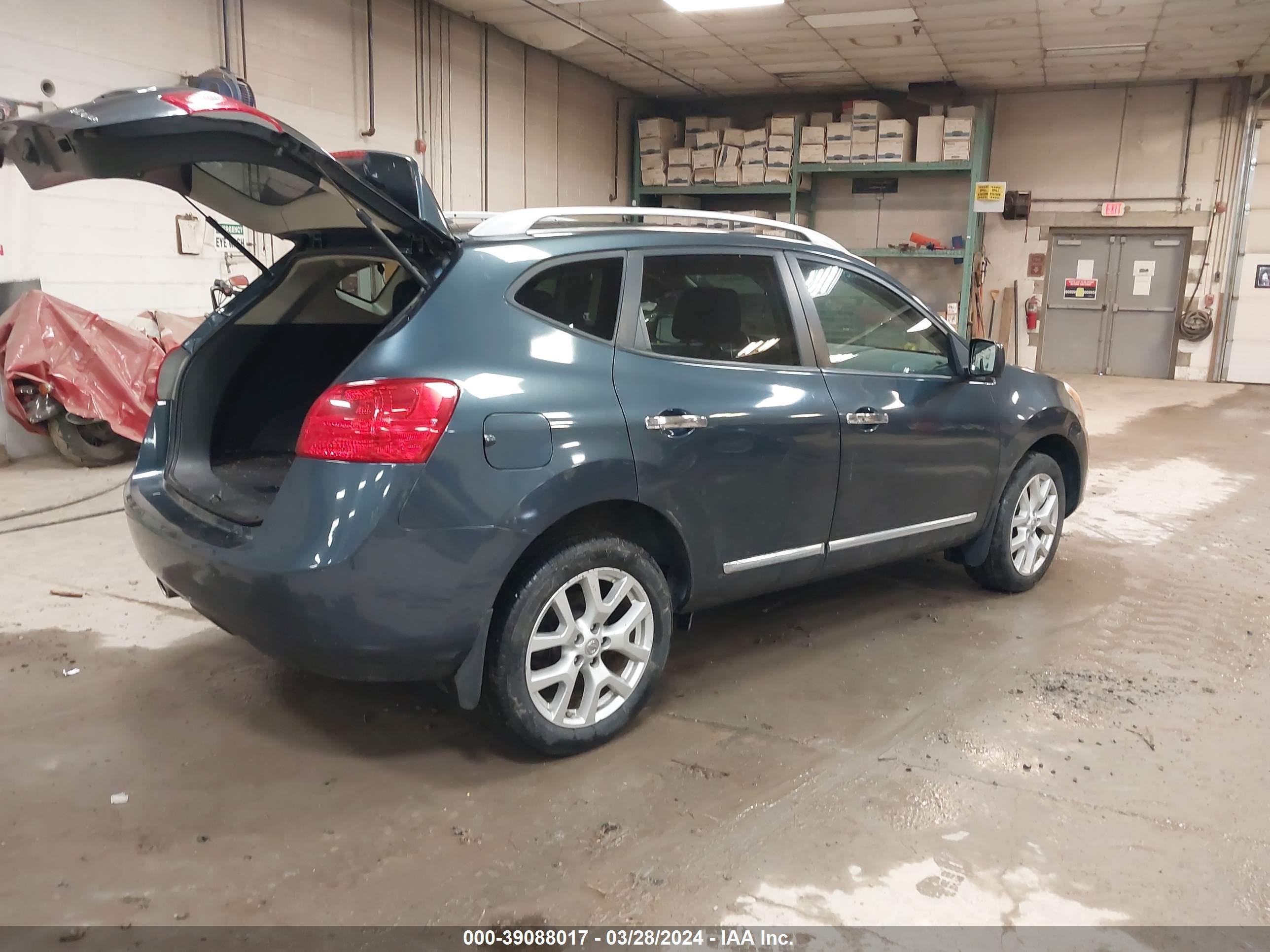 Photo 3 VIN: JN8AS5MVXDW633212 - NISSAN ROGUE 