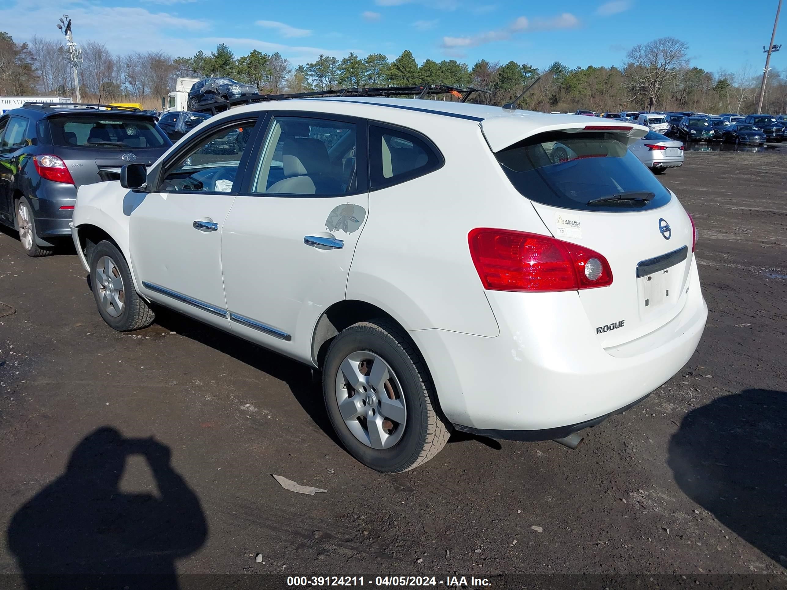 Photo 2 VIN: JN8AS5MVXDW656361 - NISSAN ROGUE 