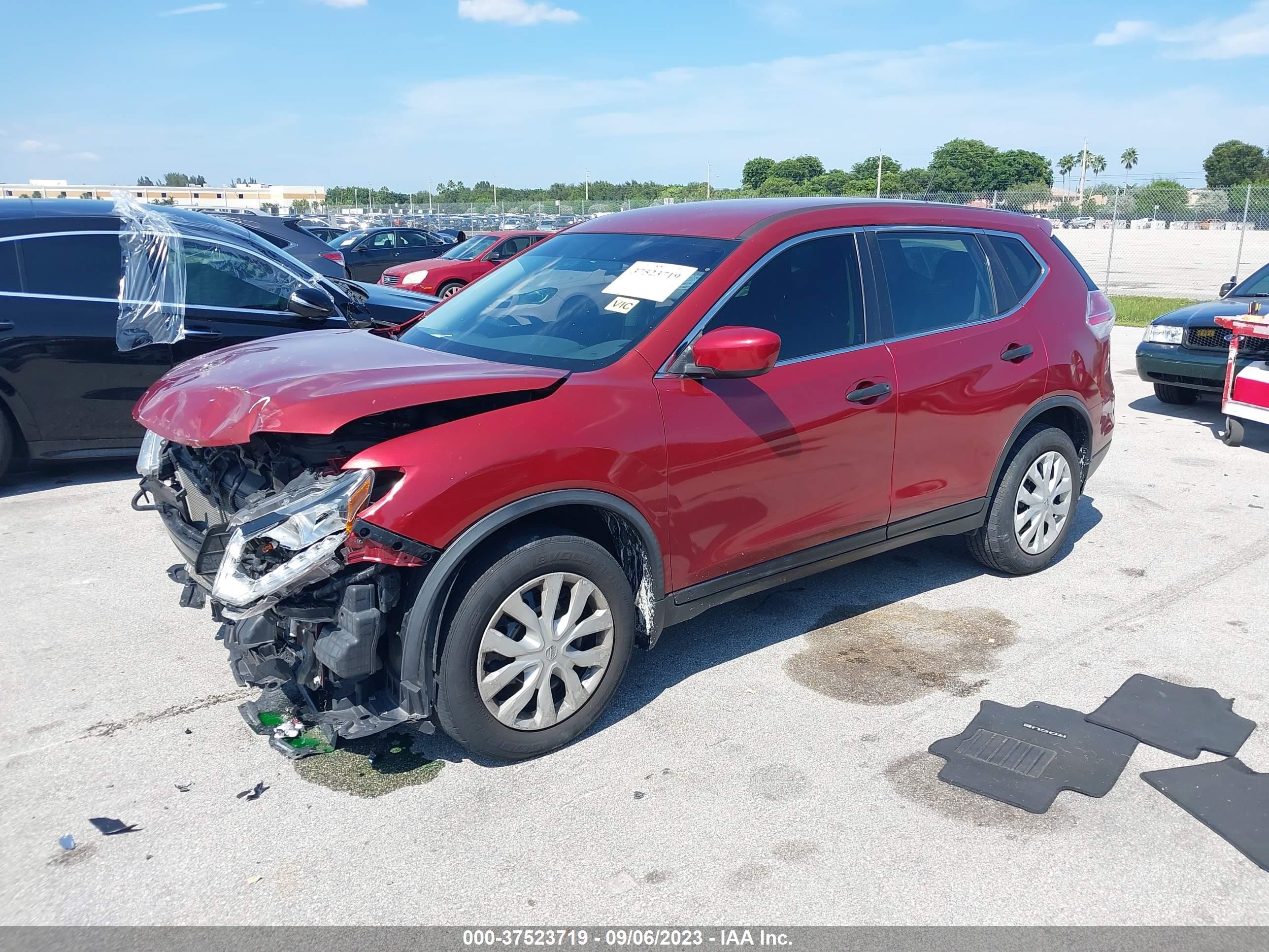 Photo 1 VIN: JN8AT2MT0GW013581 - NISSAN ROGUE 