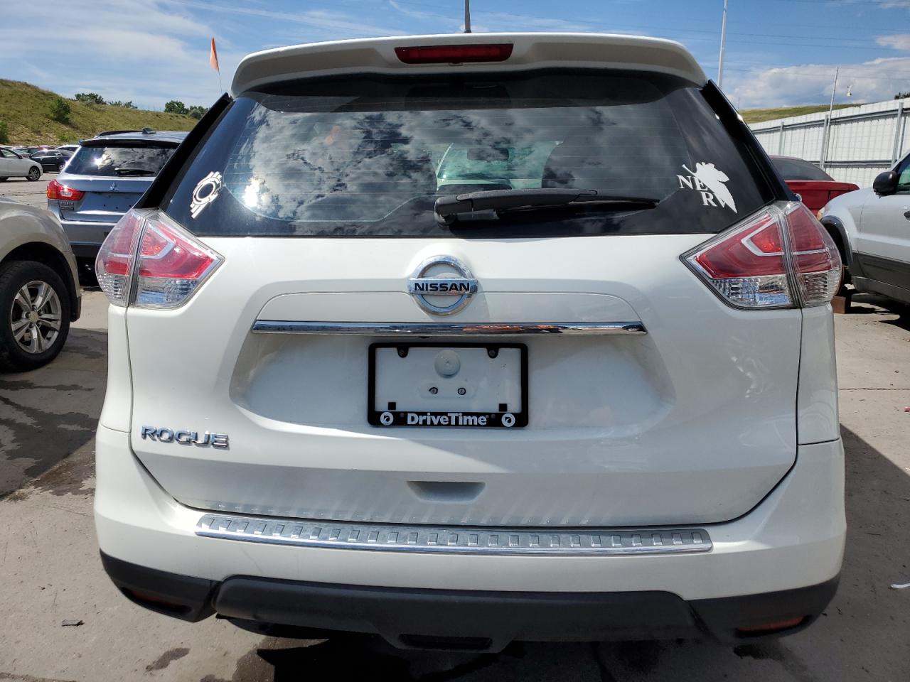 Photo 5 VIN: JN8AT2MT0GW020241 - NISSAN ROGUE 