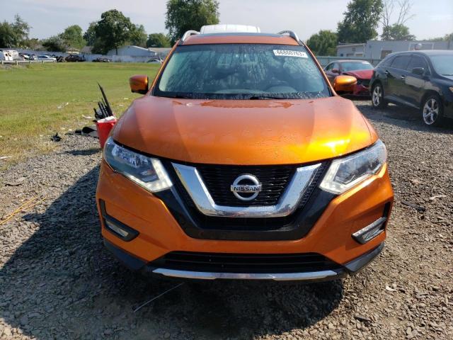 Photo 4 VIN: JN8AT2MT0HW383155 - NISSAN ROGUE 