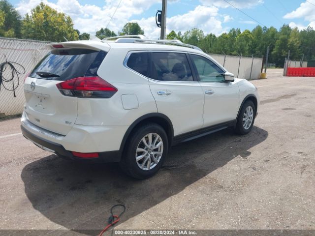 Photo 3 VIN: JN8AT2MT0HW388064 - NISSAN ROGUE 