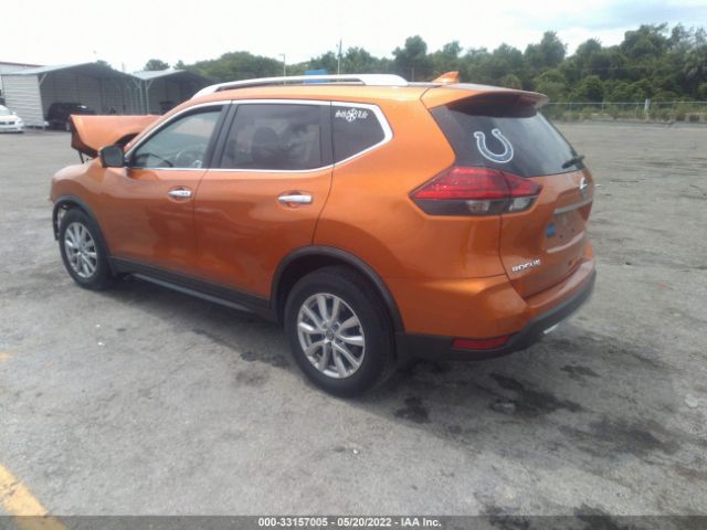 Photo 2 VIN: JN8AT2MT0HW389571 - NISSAN ROGUE 