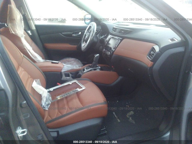 Photo 4 VIN: JN8AT2MT0JW451184 - NISSAN ROGUE 