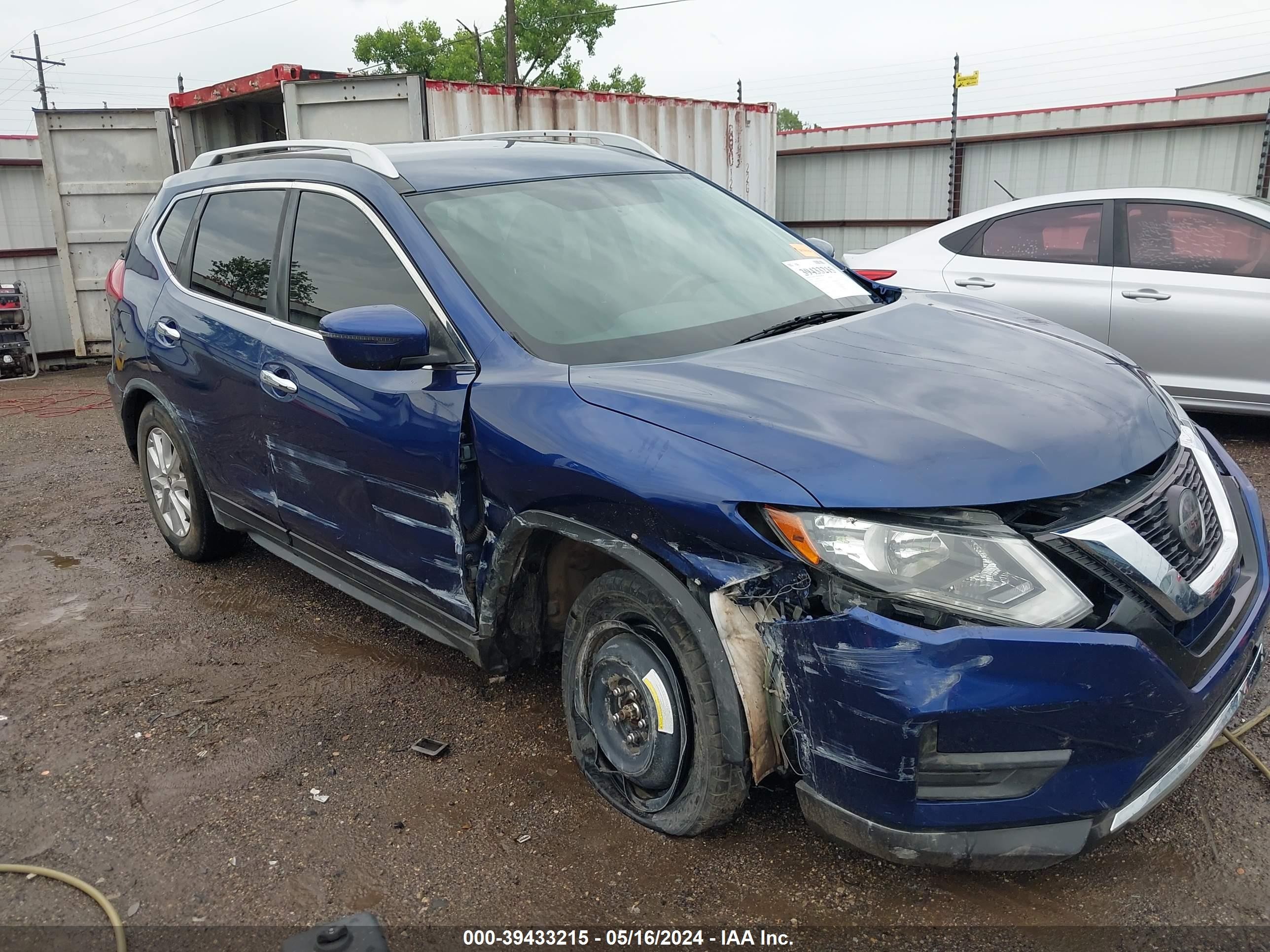 Photo 5 VIN: JN8AT2MT0JW454229 - NISSAN ROGUE 