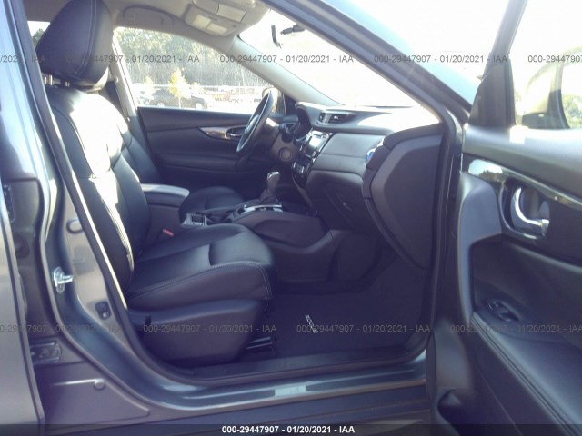 Photo 4 VIN: JN8AT2MT0JW457793 - NISSAN ROGUE 