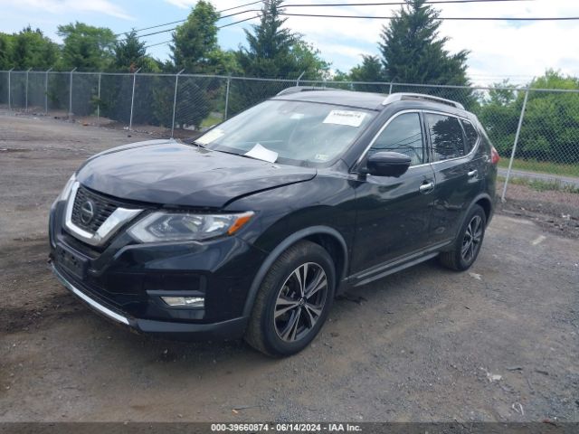 Photo 1 VIN: JN8AT2MT0JW461763 - NISSAN ROGUE 