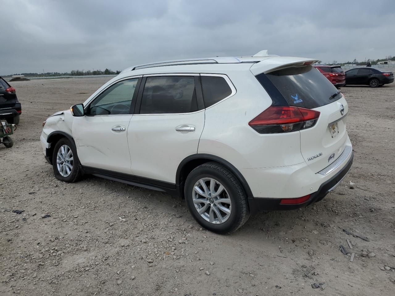 Photo 1 VIN: JN8AT2MT0KW263721 - NISSAN ROGUE 