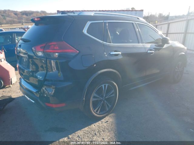 Photo 3 VIN: JN8AT2MT0KW268367 - NISSAN ROGUE 