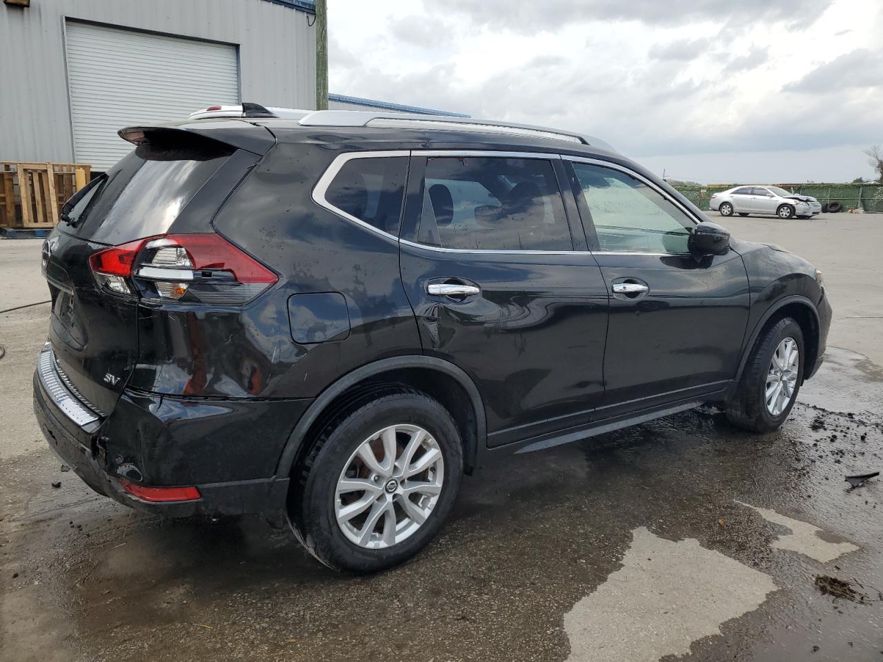 Photo 2 VIN: JN8AT2MT0LW017043 - NISSAN ROGUE 