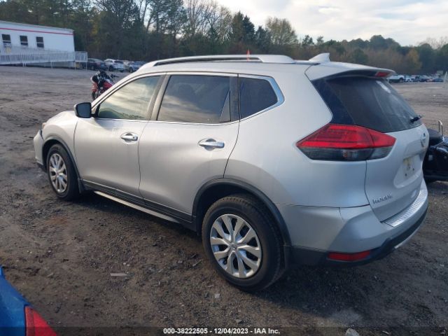 Photo 2 VIN: JN8AT2MT1HW134718 - NISSAN ROGUE 