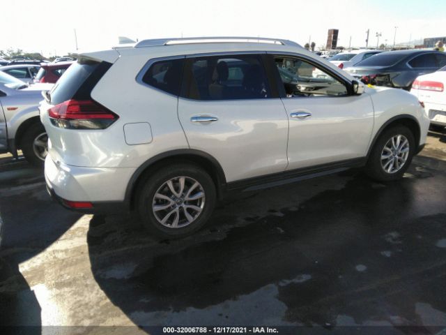 Photo 3 VIN: JN8AT2MT1HW381401 - NISSAN ROGUE 