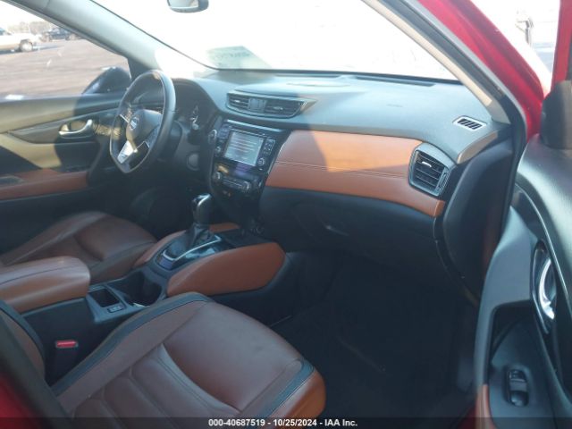 Photo 4 VIN: JN8AT2MT1HW381821 - NISSAN ROGUE 