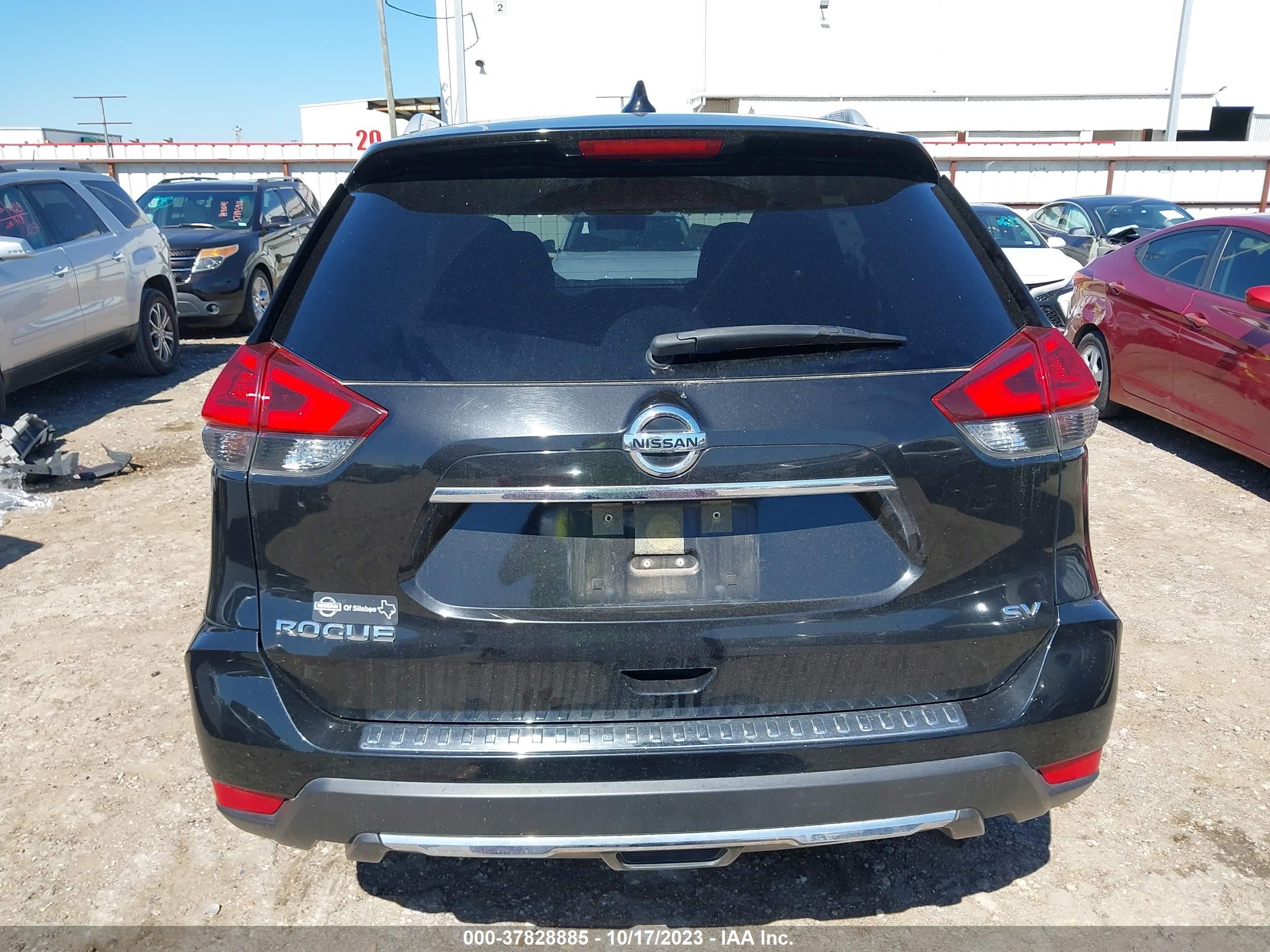 Photo 15 VIN: JN8AT2MT1JW451615 - NISSAN ROGUE 