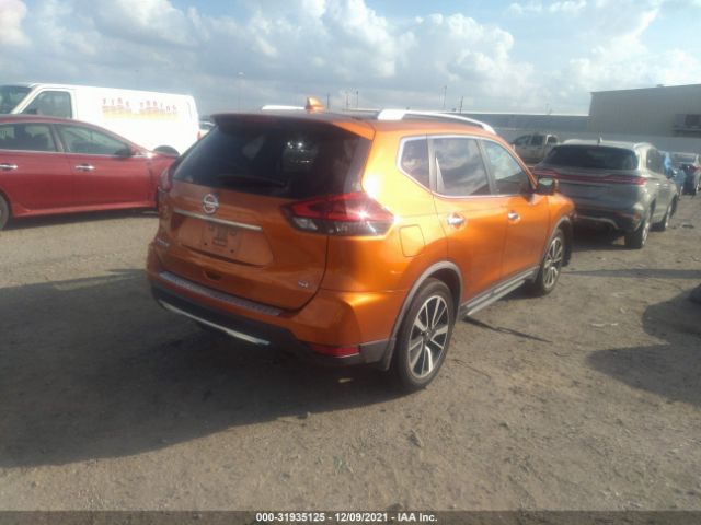 Photo 3 VIN: JN8AT2MT1JW451789 - NISSAN ROGUE 