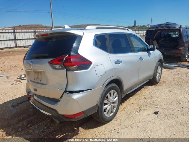 Photo 3 VIN: JN8AT2MT1JW454918 - NISSAN ROGUE 