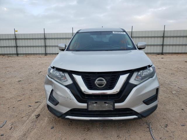 Photo 4 VIN: JN8AT2MT1JW460508 - NISSAN ROGUE 